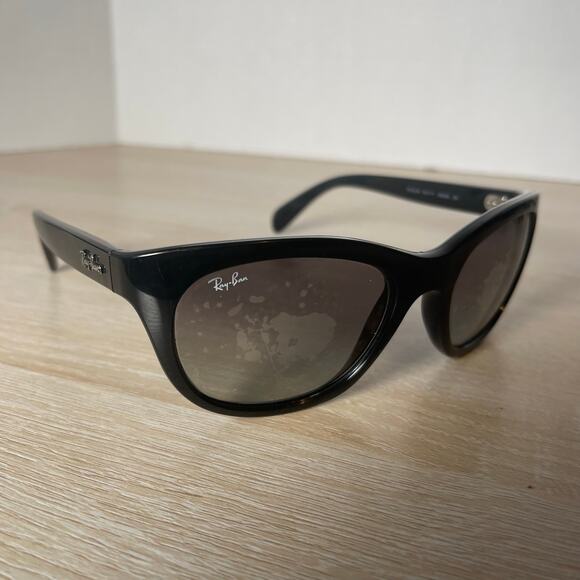 Ray-Ban RB4216 601/11 Sunglasses Black FRAMES ONLY 56-20 Made in Italy - Picture 1 of 8